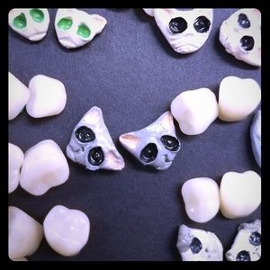 Cat earrings
